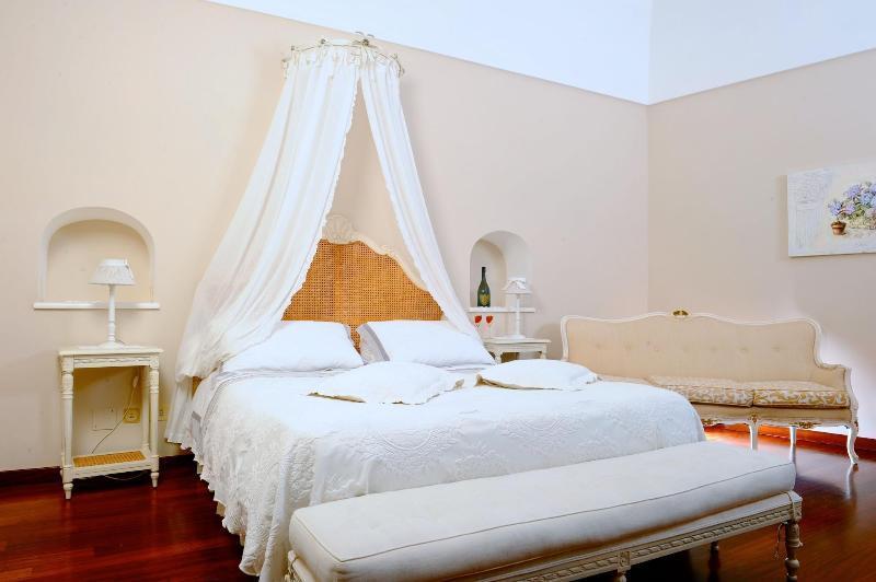 Mary 3* Positano